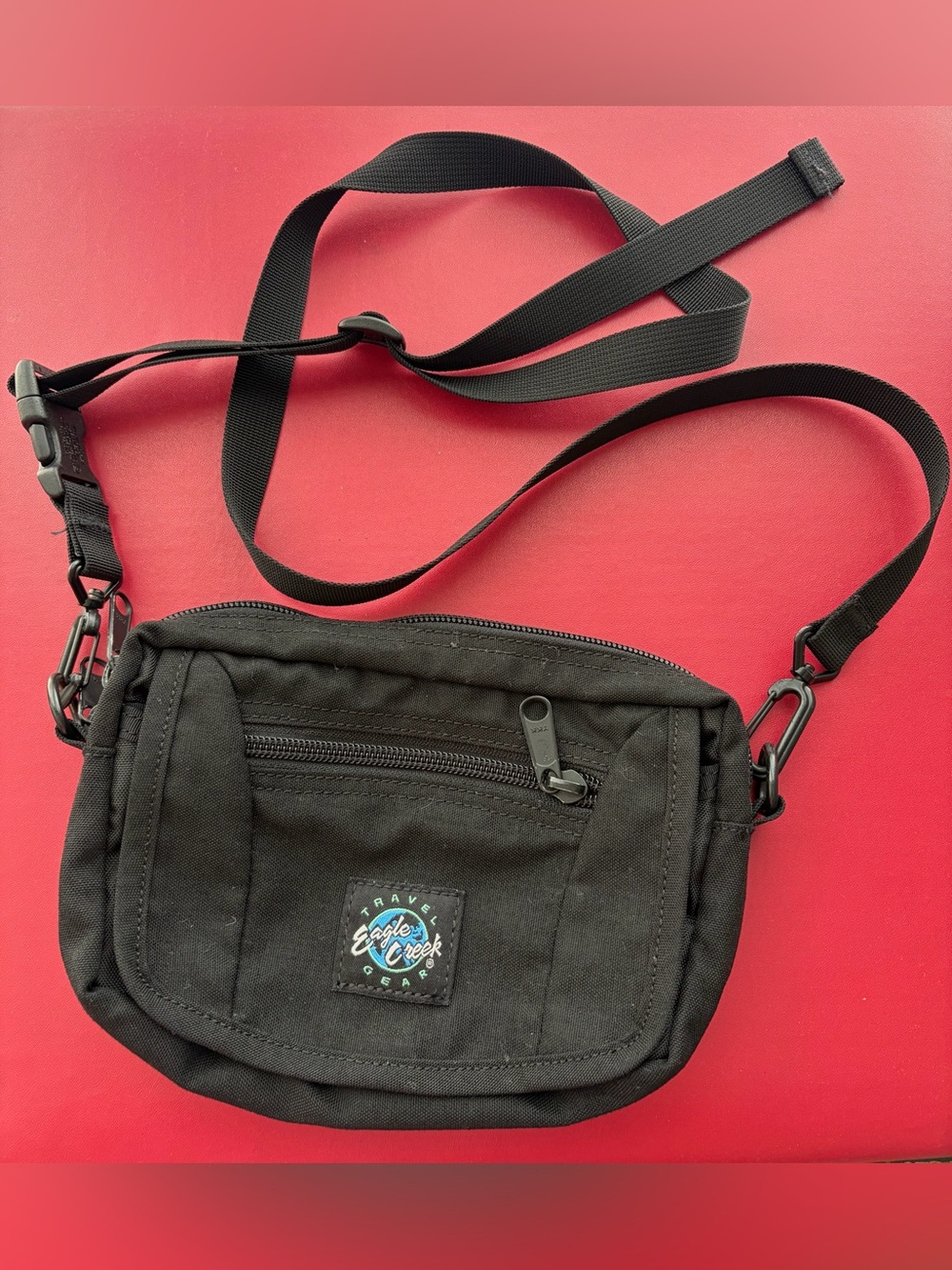 Eagle Creek Travel Gear Black Crossbody Bag
